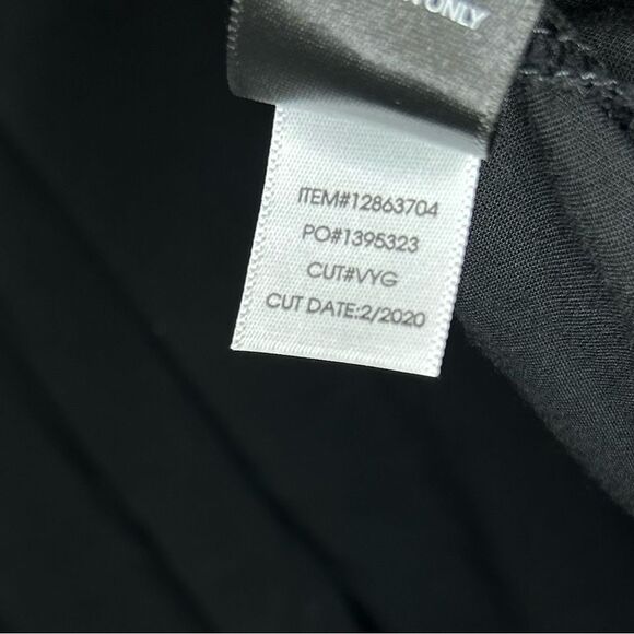 Torrid Babydoll Challis Embroidered Smocked Cami top plus size 1X - Picture 9 of 9